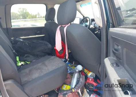 2011 Dodge Ram 1500 из США, поврежденный, VIN 1D7RB1CP7BS601502